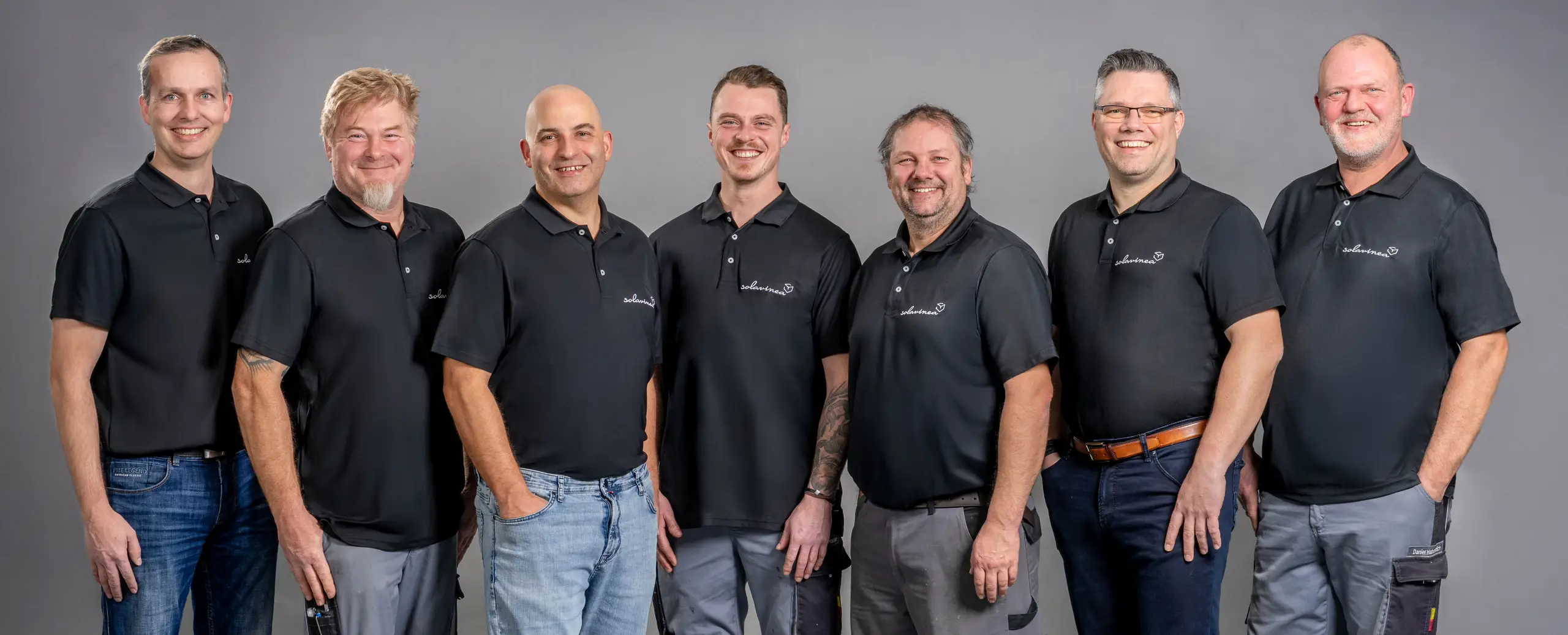 Solavinea pergola neben pool